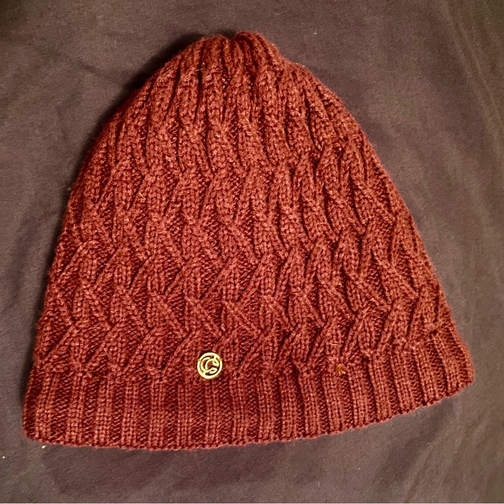 CHAOS toque raspberry